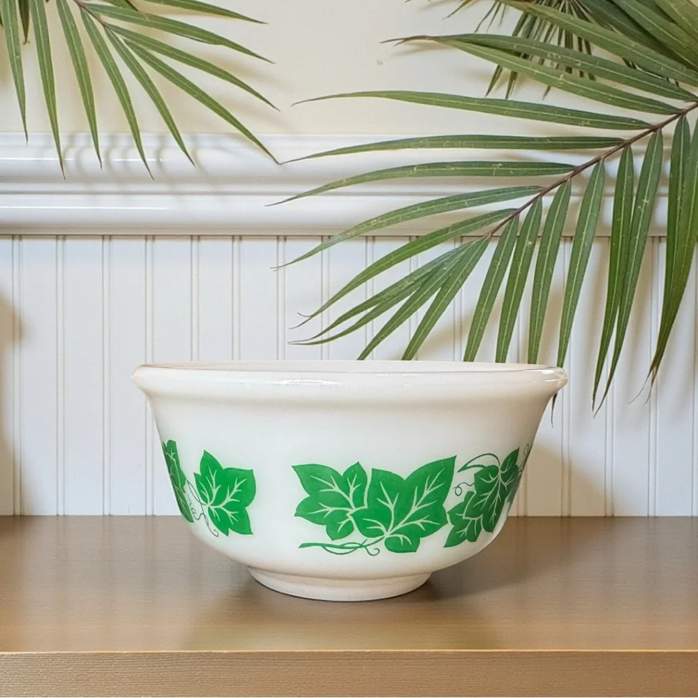 Vintage Hazel Atlas “Ivy” Small Mixing Bowl – Green Leaf Pattern – Milk Glass
